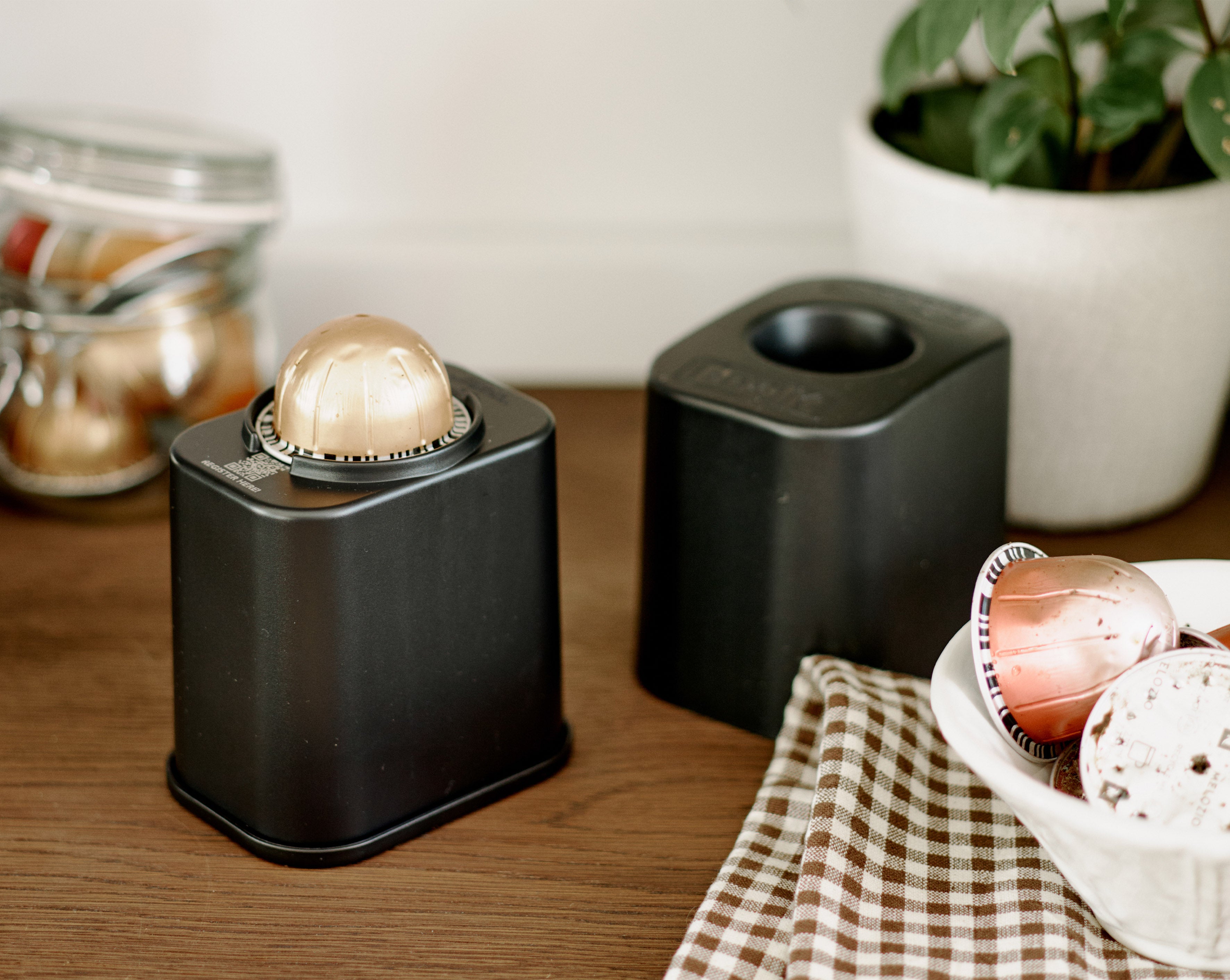 Coffee Capsule Recycling with Dualit's New EcoPress R...