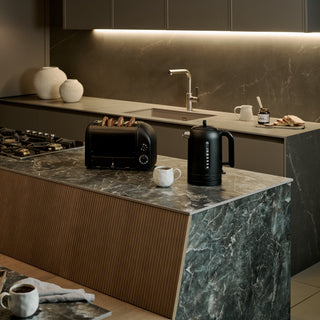Classic Kettle - Black_8