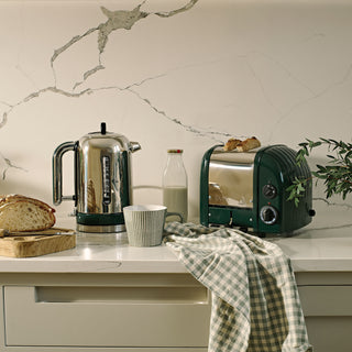 2 Slice NewGen Classic Toaster - Green
