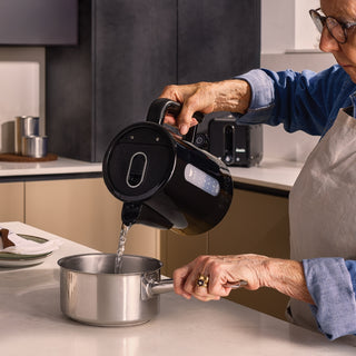 Studio by Dualit™ Kettle - Black_5