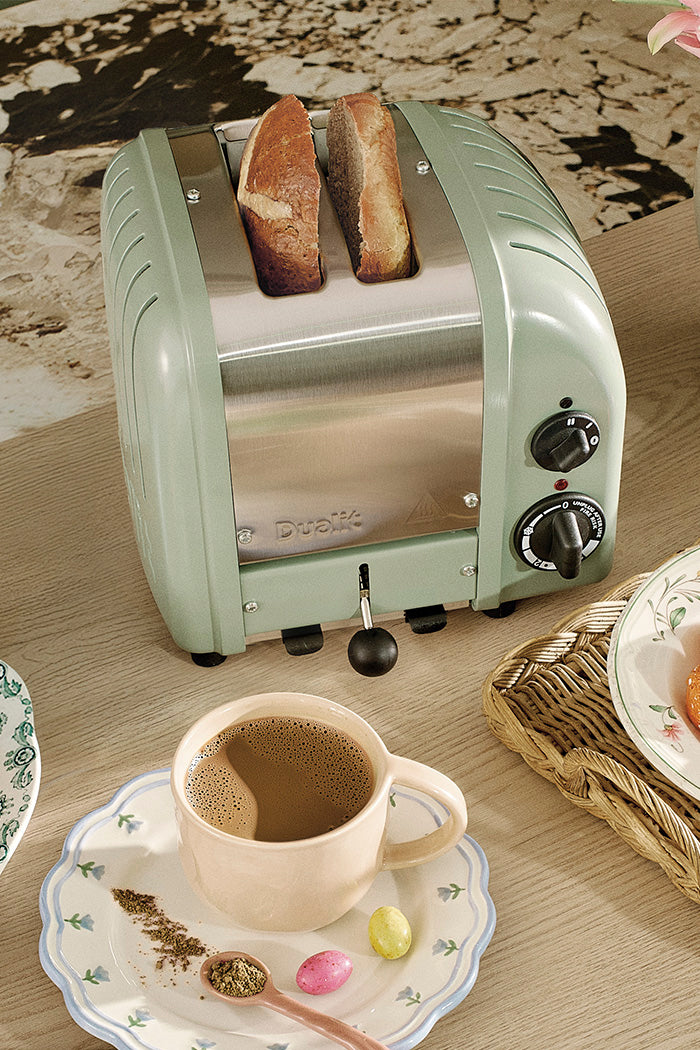 4 Slice Toaster | Classic, Architect & Lite Models | Dualit